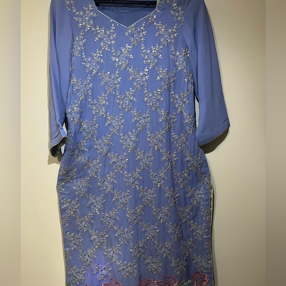 Indian wear(Lavendar) - Picture 2 of 7